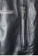 Tasca esterna del giubbotto di pelle da donna con cappuccio e orlo in pelliccia Veronica Doper'S colore nero