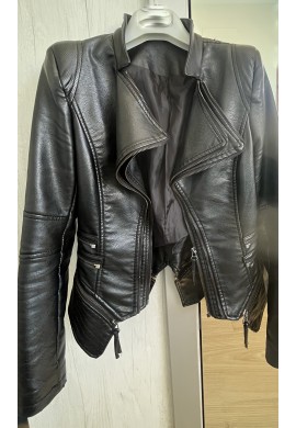 Giacca in pelle donna modello Cp. Dvd.