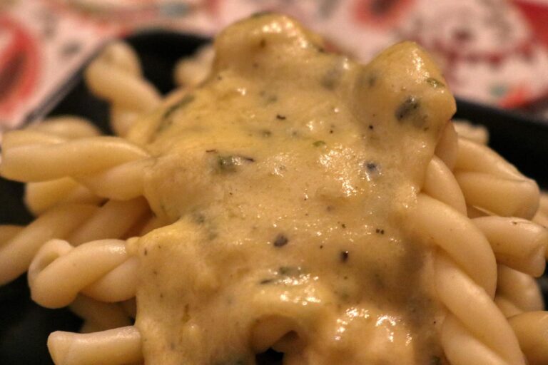 Pasta e fagioli cremosa: il trucco della nonna per non farla scollare mai